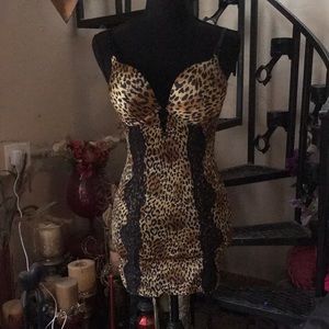 NWOT Victoria’s Secret Satin Lace Animal Vintage Shapewear 4 Garters Lingerie